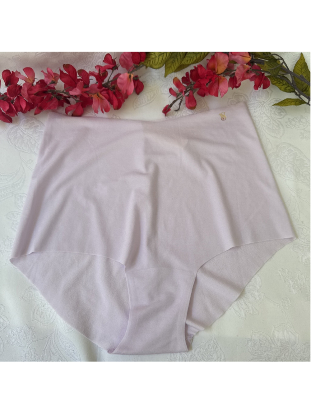 VICTORIA'S SECRET M LIGHT PINK LILAC SEAMLESS HIGH RISE BRIEF SLIP PANTIES NWT